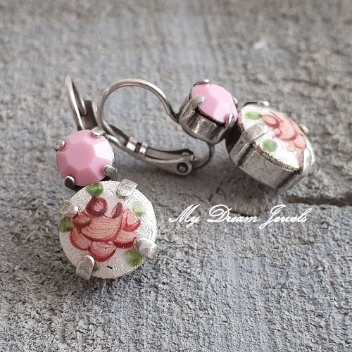 Oorbellen "Vintage White Shabby flower " met Swarovski