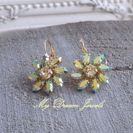 Oorbellen Daisy Flower Summer Green met Swarovski Crystal