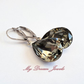 Oorhangers met Swarovski Druppel Black Diamond 18x13mm