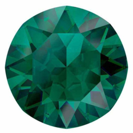 Swarovski 1088 puntsteen Emerald 6,1mm  ( SS29 )