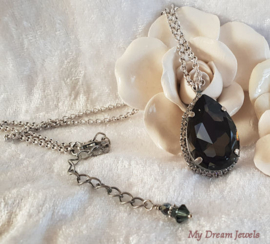 Luxe ketting met Swarovski Druppel Crystal Silver Night