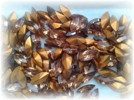 Swarovski 4200/2 Navette Light Smoked Topaz 15x7mm