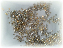 Swarovski  platte steen Citrine AB SS7 per 72 stuks