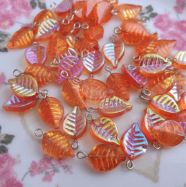 Glas hanger blaadje Orange  AB
