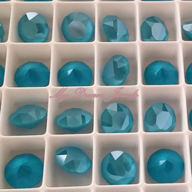 Swarovski 1088 Xirius puntsteen Crystal Azure Blue  8,2mm ( SS39 )