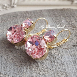 Oorbellen Elisa met Swarovski  "Light Rose Moon & Light Rose"