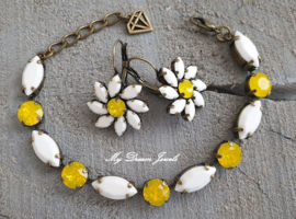 Oorbellen Daisy Flower met Swarovski Crystal White/Yellow