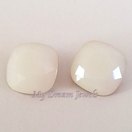 Swarovski 4470 Square White Alabaster 10x10mm