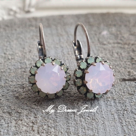 Oorbellen met Swarovski Rose Water Opal & Chrysolite Opal