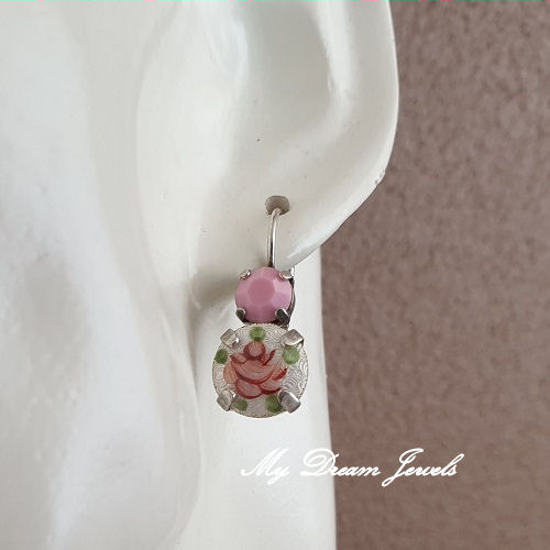 Oorbellen "Vintage White Shabby flower " met Swarovski