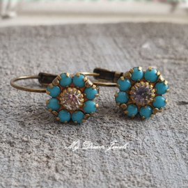 Oorbellen met Vintage Swarovski Flower Turquoise