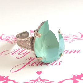 Verstelbare ring met een Swarovski Druppel Mint Green