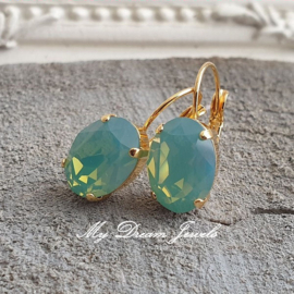 Oorbellen Ovaal met Swarovski Crystal Pacific Opal