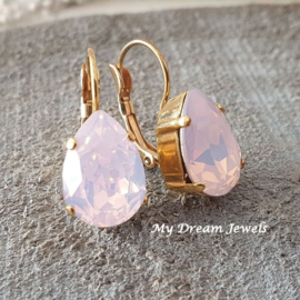 Oorbellen Belle verguld met Swarovski druppel "Rose Water Opal"