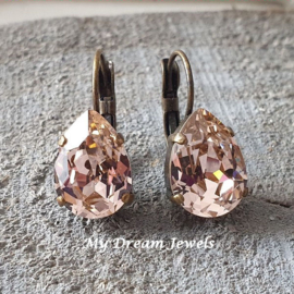 Oorbellen Belle met Swarovski Druppel "Vintage Rose"