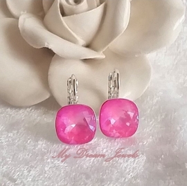 Oorbellen Square met Swarovski Ultra Hot Pink