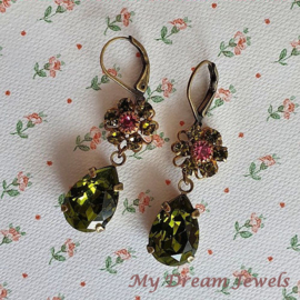 Oorhangers Vintage Swarovski Flower Olivine/Rose