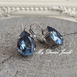 Oorbellen Sofia met Swarovski Crystal  "Denim Blue "