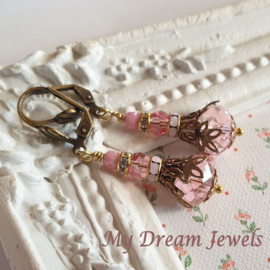 Romantische Vintage Stijl Oorhangers Swarovski Light Pink