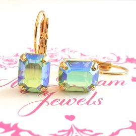 Oorbellen met vintage Swarovski Octagon Peridot AB