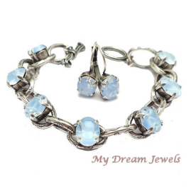 Armband met Vintage Swarovski Crystal Givre Light Blue