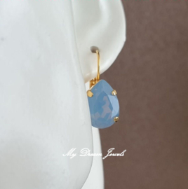 Oorbellen Belle met Swarovski Druppel "Air Blue Opal"