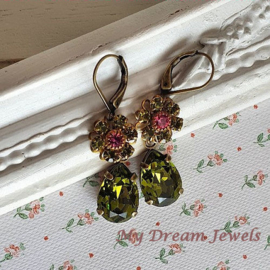 Oorhangers Vintage Swarovski Flower Olivine/Rose