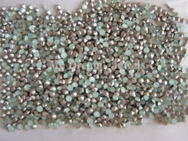 Swarovski 1028 puntsteen Chrysolite Opal PP24 ( 3,0mm )