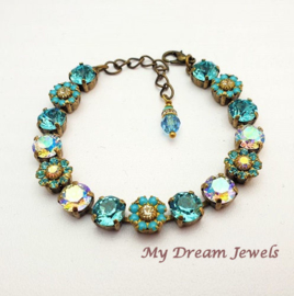 Armband Vintage Flower Turquoise/ Aquamarine met Swarovski Crystal