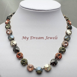 Collier Blush Rose,Grey met Swarovski Crystal