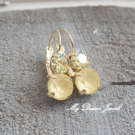 Oorbellen Lara met Swarovski  " Shine Soft Yellow "