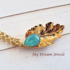 Goudkleurige Ketting Leaf met een Swarovski Druppel