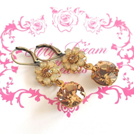 Oorhangers Vintage Flower Light Brown