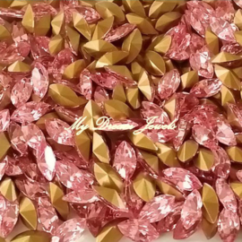 Swarovski 4200/2 Navette Light Rose 10x5mm