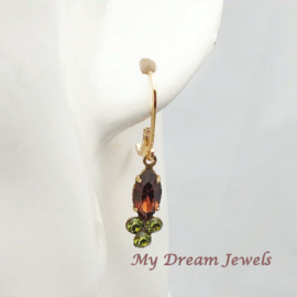 Petit oorhangers met Swarovski  Brown/ Green
