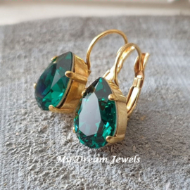 Oorbellen Belle met Swarovski Druppel" Emerald"