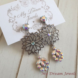 Vintage Stijl Filigree Oorstekers met Swarovski Crystal AB