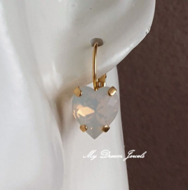 Oorbellen Hart met Swarovski White Opal