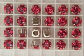 Swarovski 1028 puntsteen met rijgkastje " Indian Pink " SS39