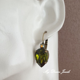 Oorbellen Druppel met Swarovski Vintage look Crystal & Olivine