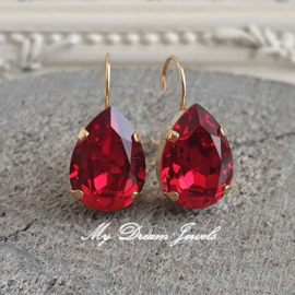 Oorbellen Sofia met Swarovski Crystal " Scarlet Red "
