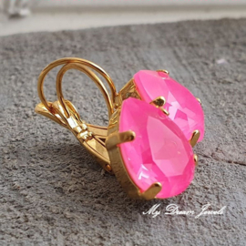 Oorbellen Belle met Swarovski Druppel "Crystal Electric Pink "