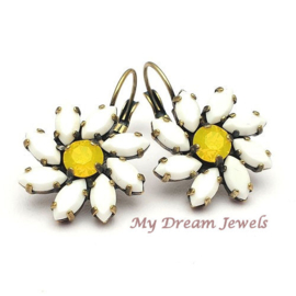 Oorbellen Daisy Flower met Swarovski Crystal White/Yellow