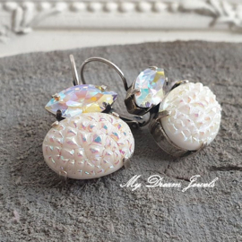 Oorbellen Diana "Crystal AB & Vintage Sparkling White Bubble Glass"