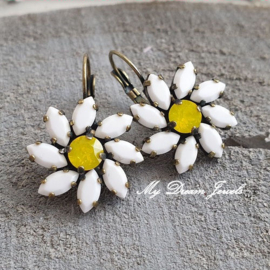 Oorbellen Daisy Flower met Swarovski Crystal White/Yellow