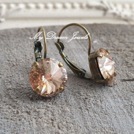 Oorbellen met Swarovski Rivoli "Light Silk"