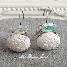Oorbellen Diana "Crystal AB & Vintage Sparkling White Bubble Glass"