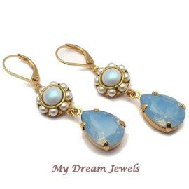 Oorhangers Vintage Swarovski Flower Pearl Blue Opal