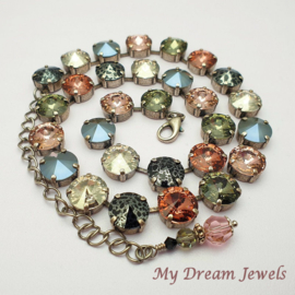 Collier Blush Rose,Grey met Swarovski Crystal