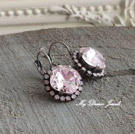 Oorbellen Square met Swarovski Rose Opal en Rosaline